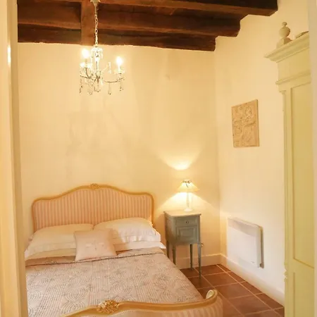 L'arbre D'ange Frühstückspension 3*