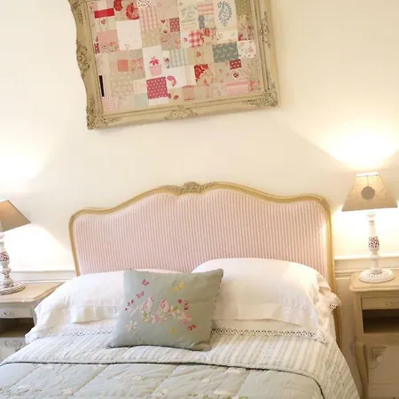 L'arbre D'ange Frühstückspension 3*